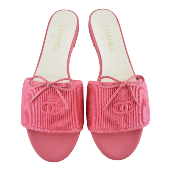 Chanel 24P Dark Pink Embroidered CC Logo Bow Tie Mule Slide Flat Sandal 39 - Picture 1 of 16